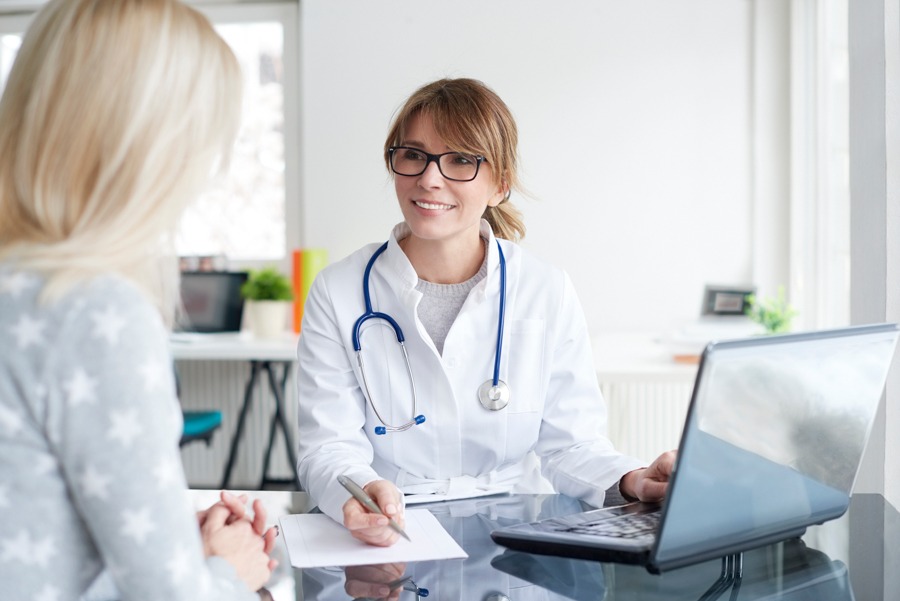 Physician explaining how a 12-panel drug test works